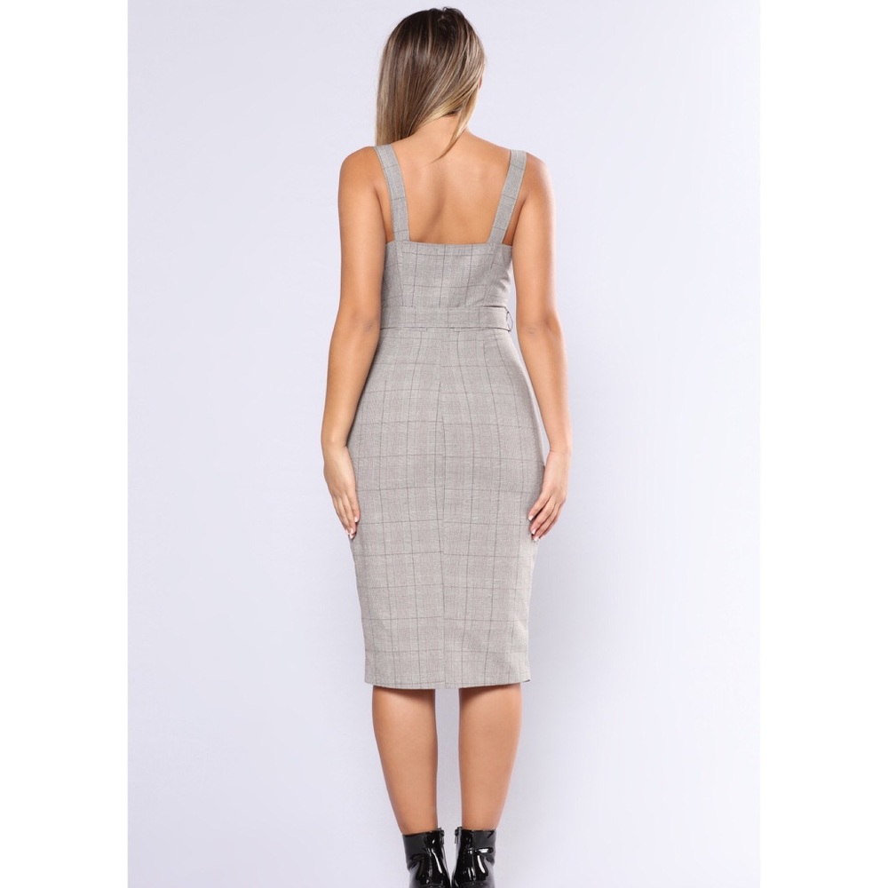 🛑Sold ✨Plaid Button Up Dress✨✨ - Picture 4 of 4